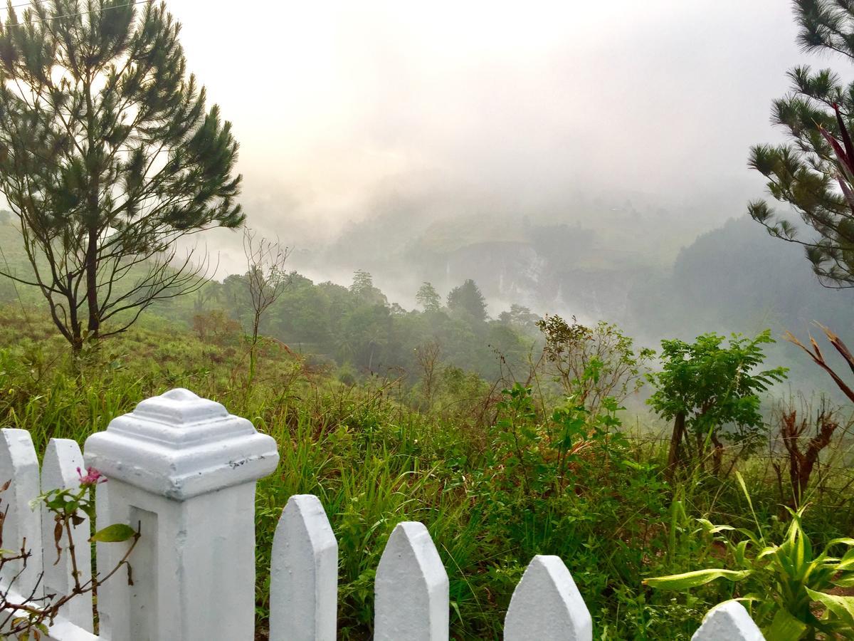 Amandari Holiday Villa Gelioya Екстериор снимка