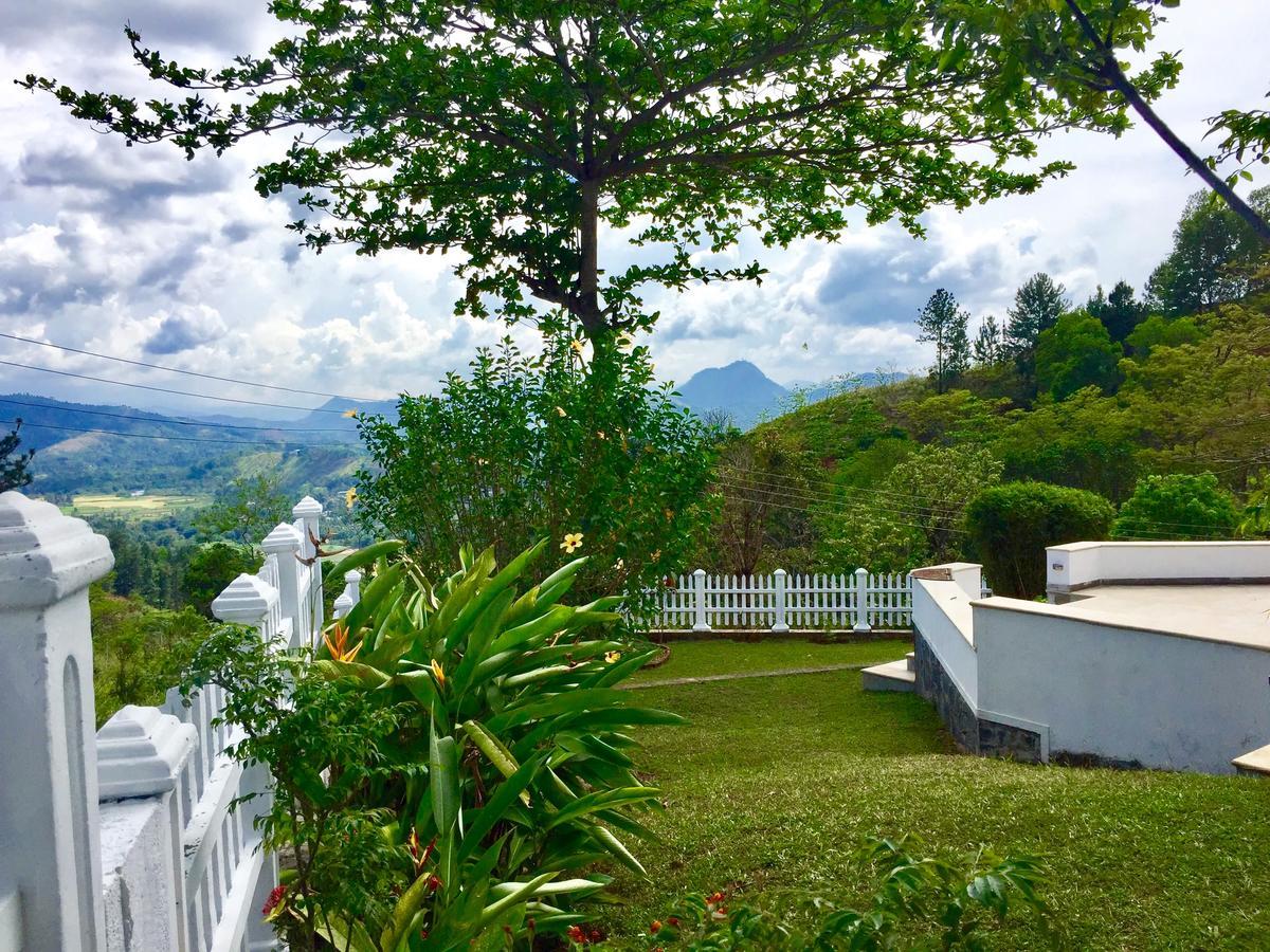 Amandari Holiday Villa Gelioya Екстериор снимка