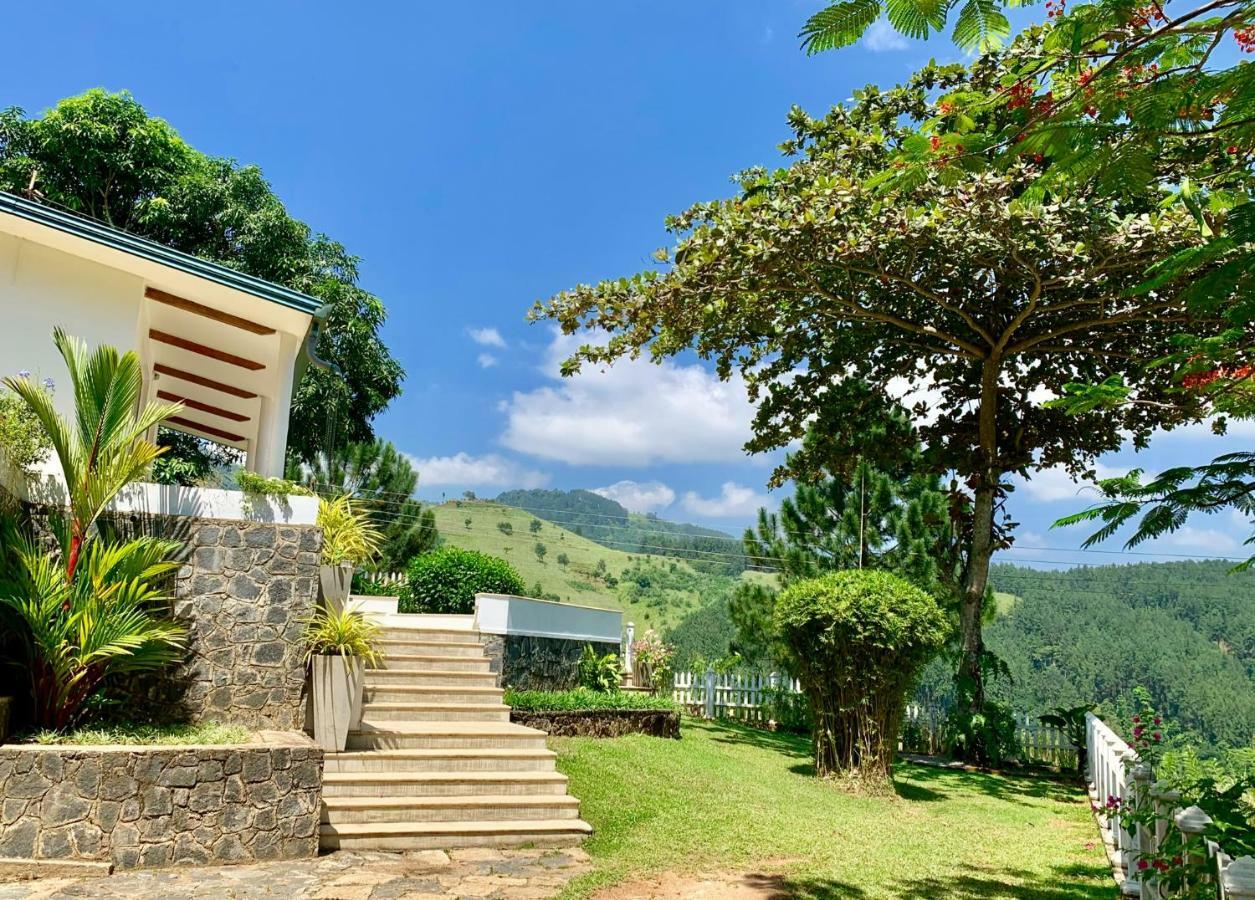 Amandari Holiday Villa Gelioya Екстериор снимка