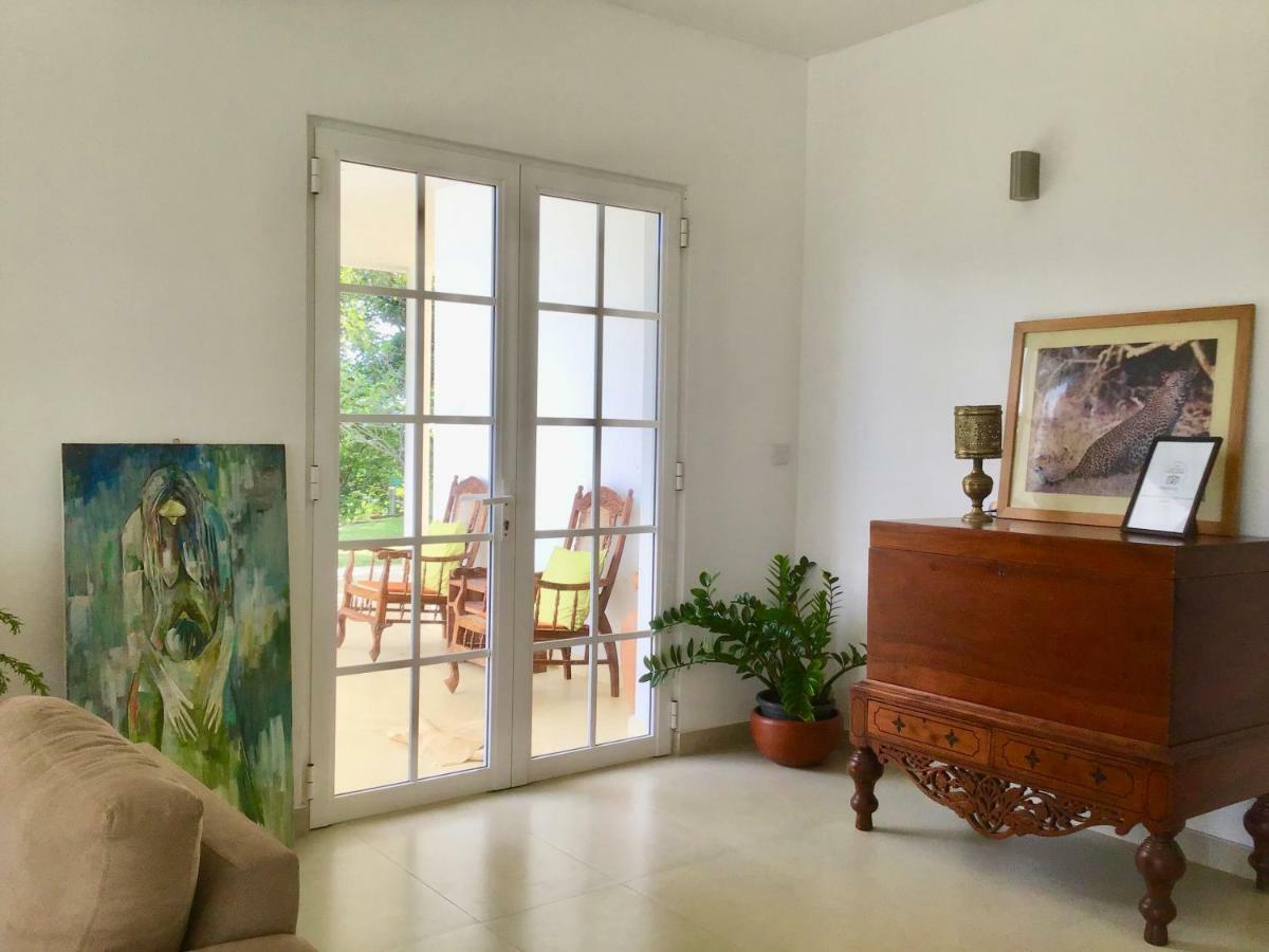 Amandari Holiday Villa Gelioya Екстериор снимка