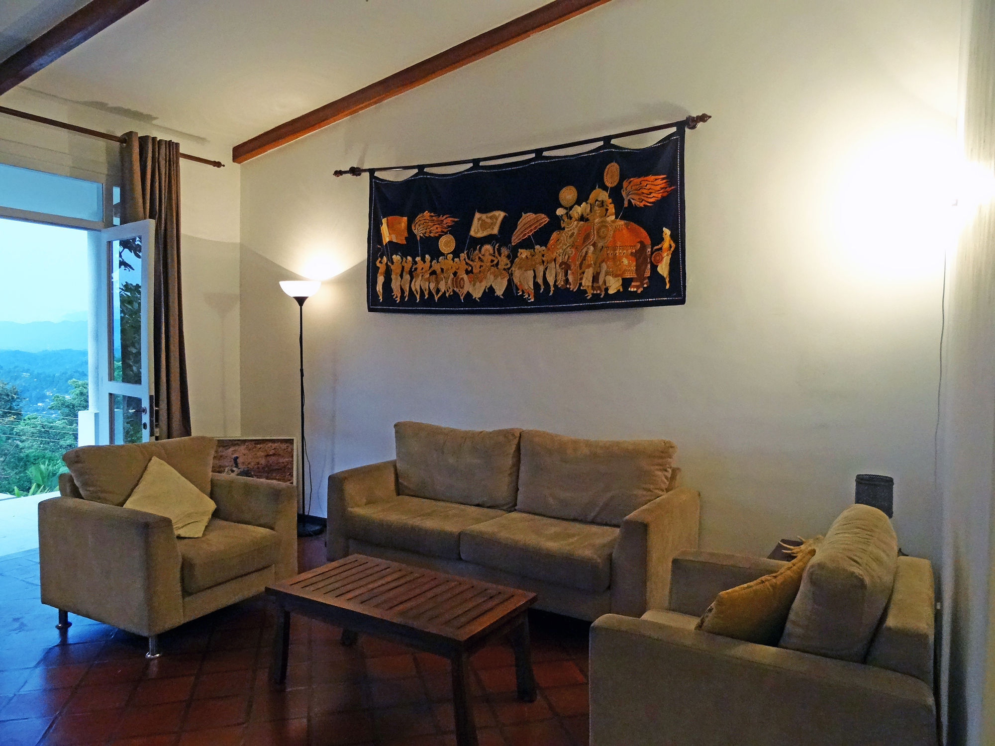 Amandari Holiday Villa Gelioya Екстериор снимка